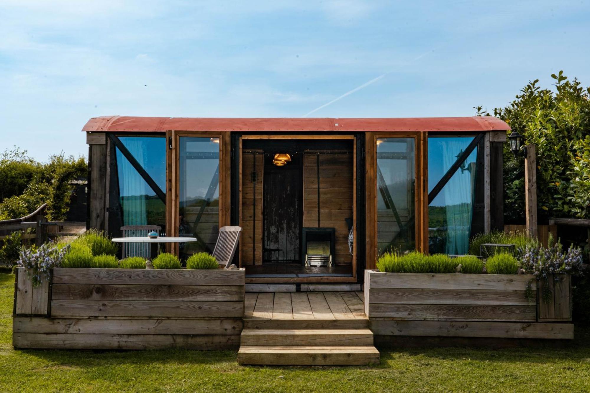 Swallowfield Glamping-Station Master Γέοβιλ Εξωτερικό φωτογραφία